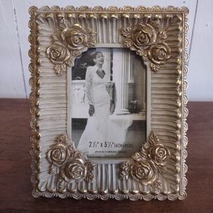 Photo Frame Small Ornate Gold Roses Resin Vintage 5"X 4" Holds 2.5" X 3.5" Photo